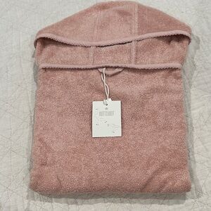 SAMPLE - HutteliHut - Pink Hooded Towel